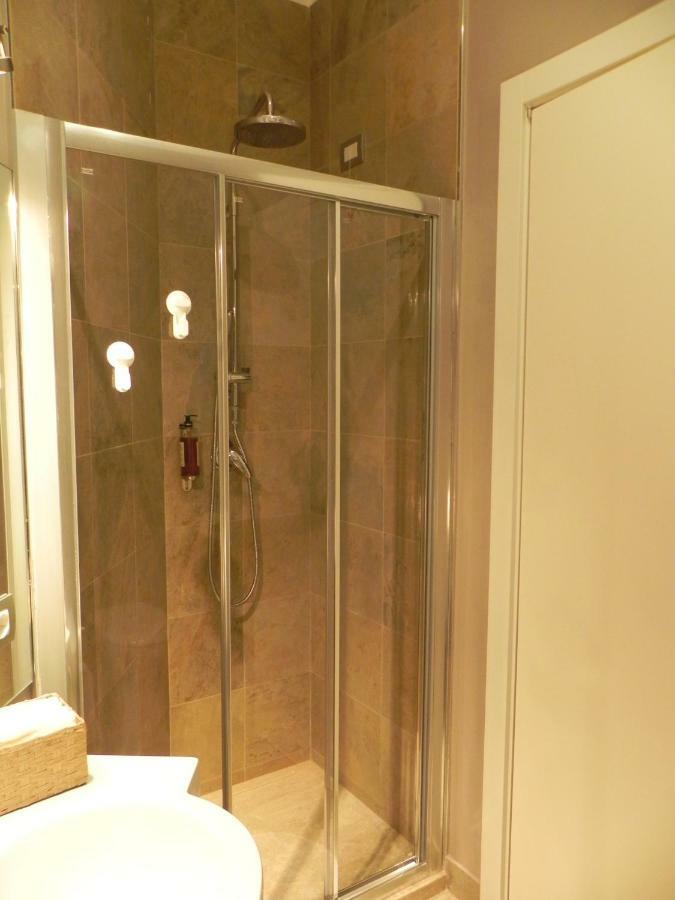 Casatati Apartment กาญารี ภายนอก รูปภาพ